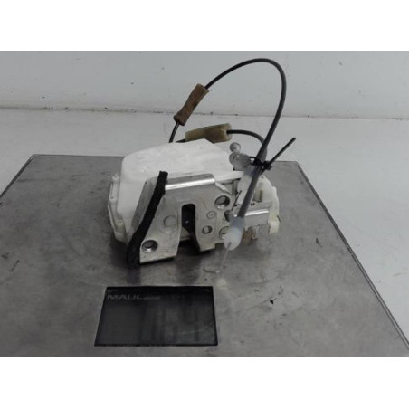 Serrure arriere droit SUZUKI SWIFT 3