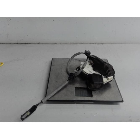 Serrure arriere droit VOLKSWAGEN POLO 5 Photo n°1