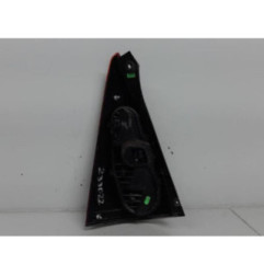 Feu arriere principal droit (feux) PEUGEOT 107 Photo n°3