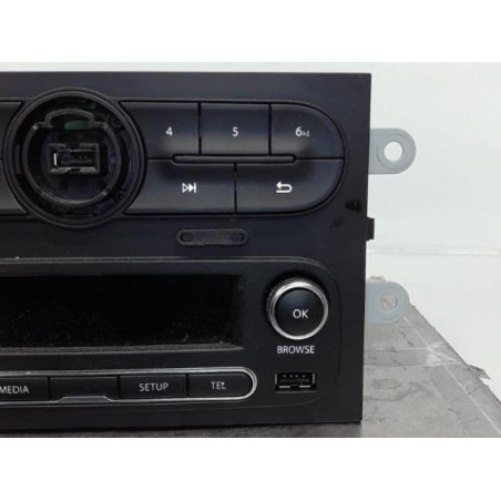 Autoradio d'origine RENAULT TWINGO 3 Photo n°1