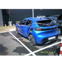 Anti brouillard arriere PEUGEOT 208 2 Photo n°5