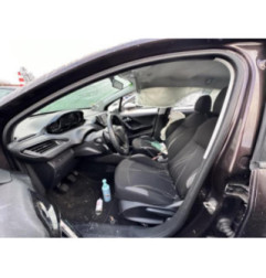 Attache ceinture arriere droit PEUGEOT 208 1 Photo n°4