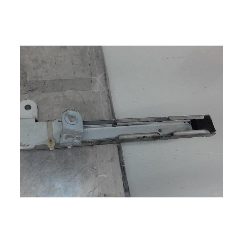 Moteur leve vitre arriere droit MERCEDES CLASSE CLK 209