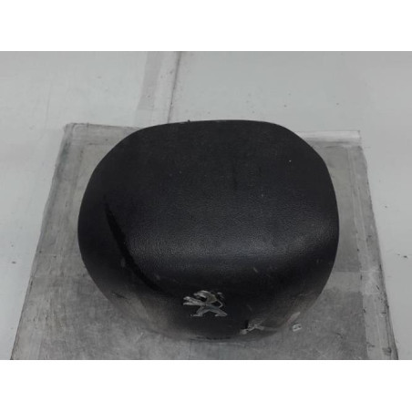 Air bag conducteur PEUGEOT 208 1 Photo n°1