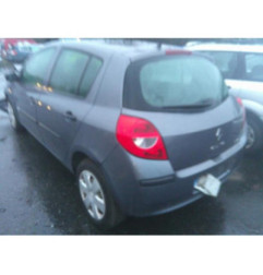 Aile avant gauche RENAULT CLIO 3 Photo n°10