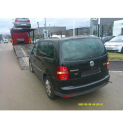 Compresseur clim VOLKSWAGEN TOURAN 1 Photo n°8