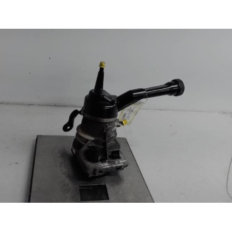 Pompe de direction CITROEN C4 GRAND PICASSO 1 Photo n°1