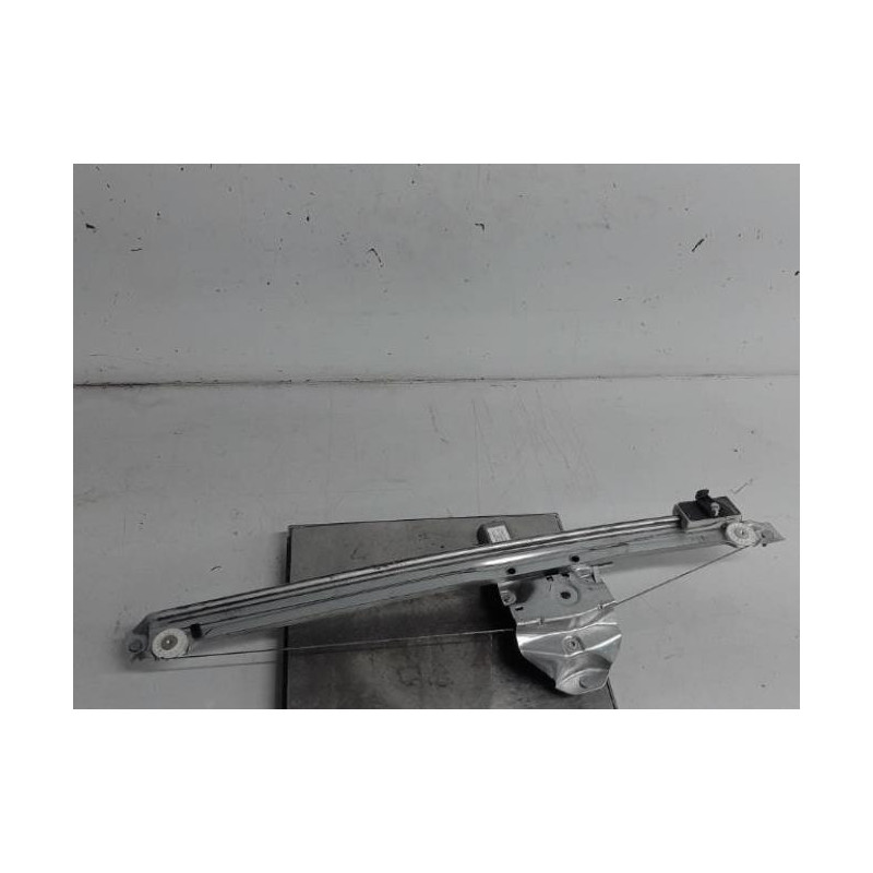 Moteur leve vitre avant gauche RENAULT TRAFIC 3