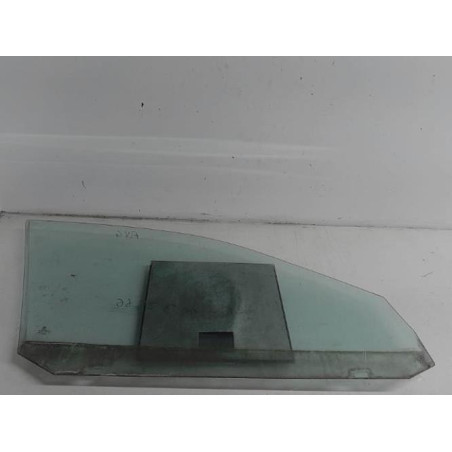 Vitre avant gauche VOLKSWAGEN JETTA 3 Photo n°1