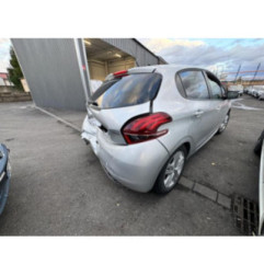 Crochet de remorquage PEUGEOT 208 1 Photo n°17