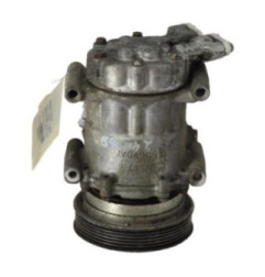 Compresseur clim RENAULT CLIO 3 Photo n°3