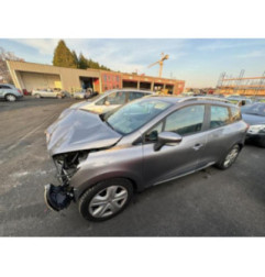 Pare choc arriere RENAULT CLIO 4 Photo n°13