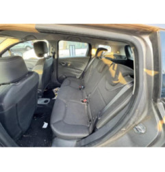 Pare choc arriere RENAULT CLIO 4 Photo n°17