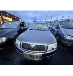 Feu arriere principal gauche (feux) SKODA SUPERB 1 Photo n°7