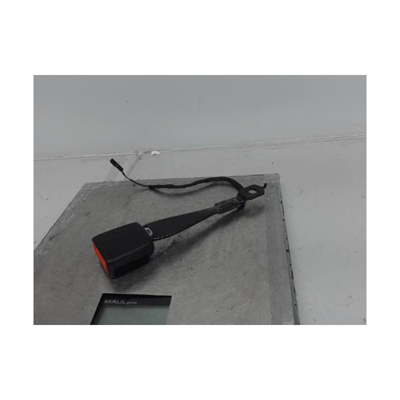 Attache ceinture avant droit VOLKSWAGEN TIGUAN 2