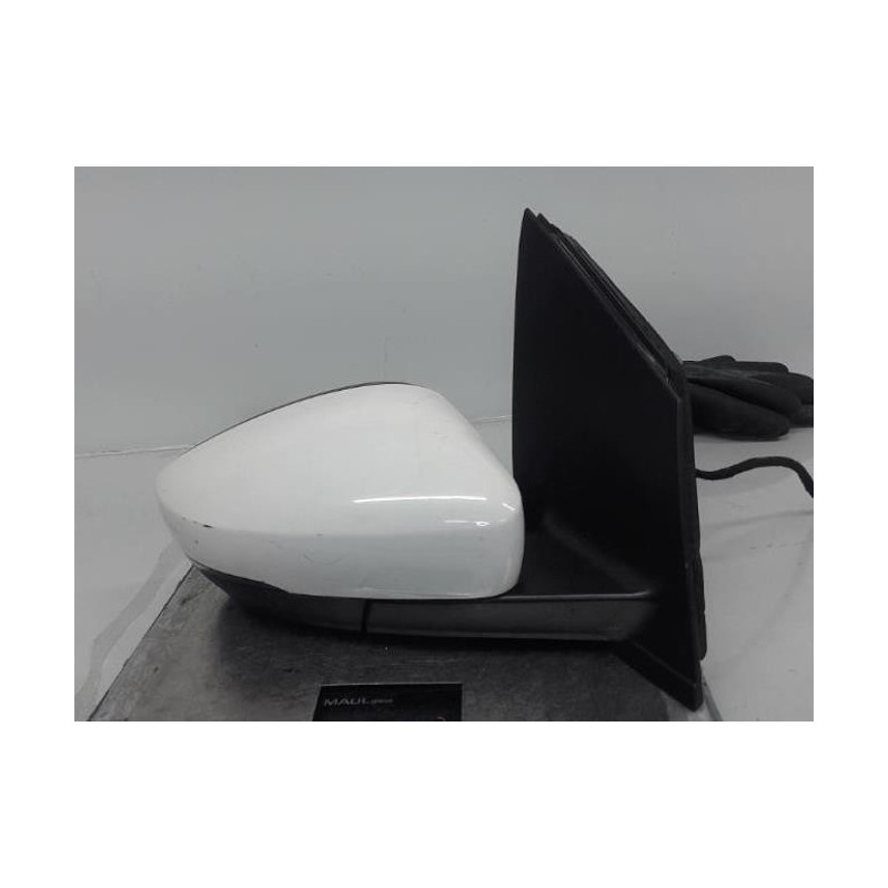 Retroviseur droit VOLKSWAGEN POLO 5