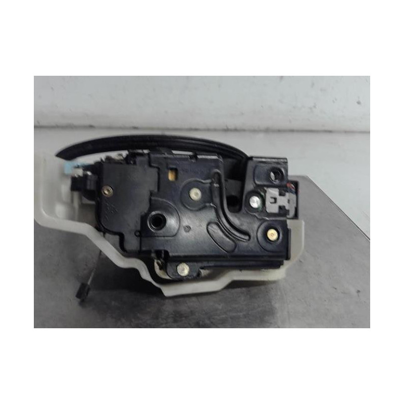 Serrure arriere gauche VOLKSWAGEN GOLF PLUS