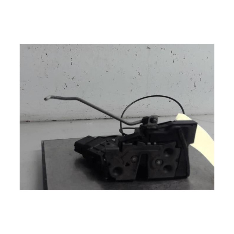 Serrure avant gauche MAZDA 3 1