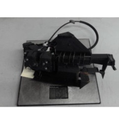 Serrure avant droit FORD FOCUS 2