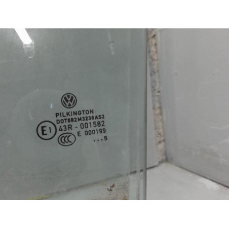 Vitre avant gauche VOLKSWAGEN TOURAN 1 Photo n°1