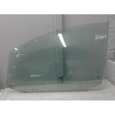 Vitre avant gauche VOLKSWAGEN TOURAN 1