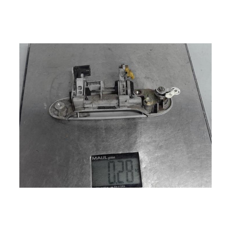 Poignee porte avant droit TOYOTA YARIS 1