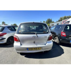 Poignee porte avant droit TOYOTA YARIS 1 Photo n°13