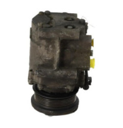 Compresseur clim FORD FIESTA 5 Photo n°4