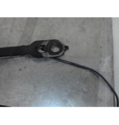Attache ceinture avant gauche PEUGEOT 208 1