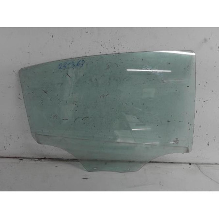 Vitre arriere droit PEUGEOT 208 1