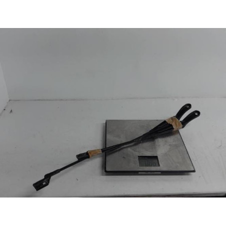 Bras essuie glace avant PEUGEOT 208 1