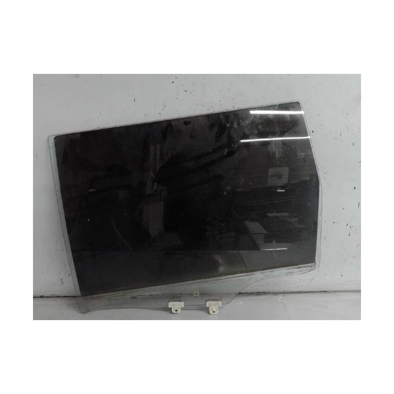 Vitre arriere gauche NISSAN X-TRAIL 1