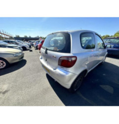 Vitre avant droit TOYOTA YARIS 1 Photo n°12