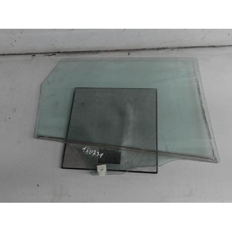 Vitre arriere gauche MAZDA 3 1 Photo n°1