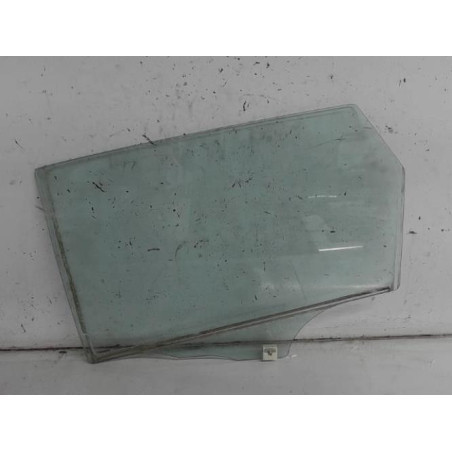 Vitre arriere gauche MAZDA 3 1