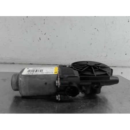 Moteur leve vitre arriere droit HYUNDAI SONATA 5 Photo n°1