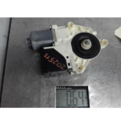 Moteur leve vitre arriere gauche RENAULT MEGANE 3 Photo n°1