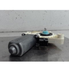 Moteur leve vitre avant droit MERCEDES CLASSE B 245 Photo n°1