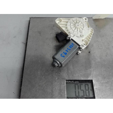 Moteur leve vitre avant droit MERCEDES CLASSE B 245