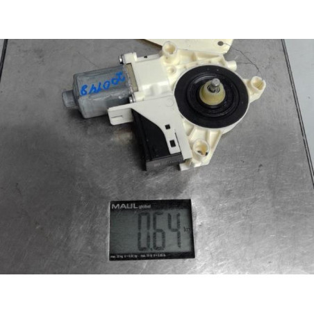 Moteur leve vitre arriere gauche RENAULT LAGUNA 3 Photo n°1