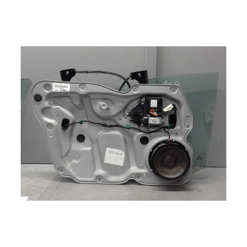 Mecanisme de leve vitre electrique avant gauche VOLKSWAGEN TOURAN 1