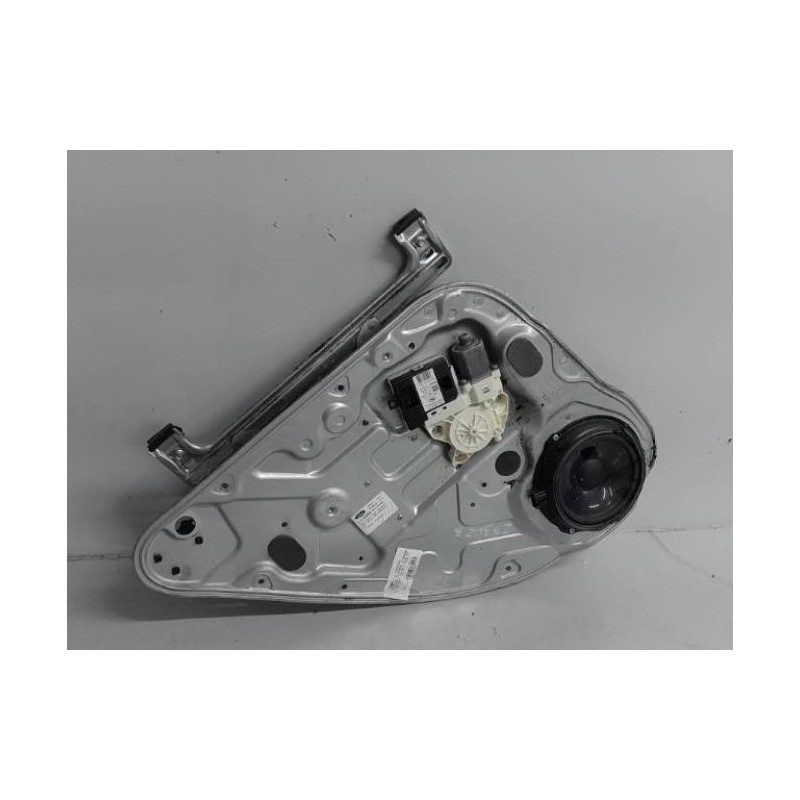 Moteur leve vitre avant gauche FORD FOCUS 2