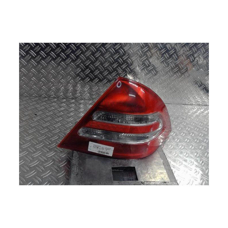 Feu arriere principal droit (feux) MERCEDES CLASSE C 203