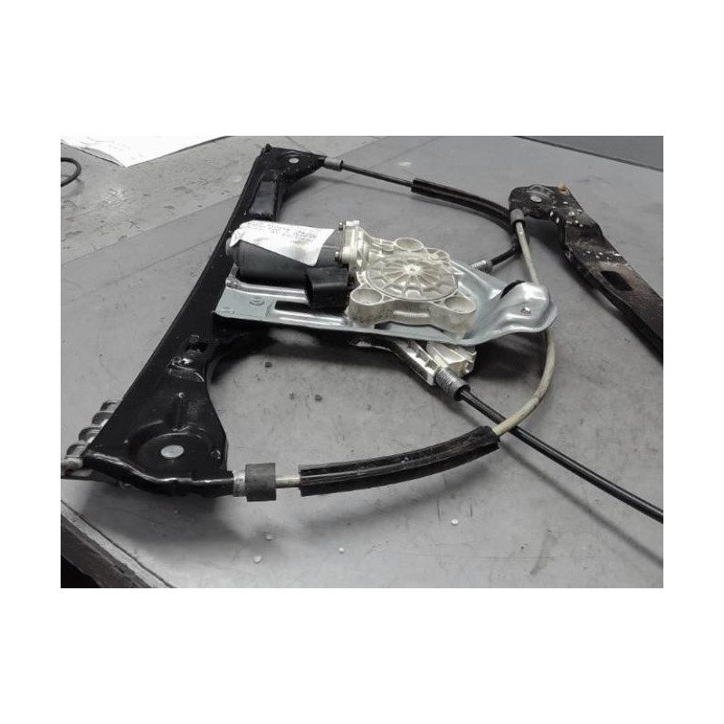 Moteur leve vitre avant droit MERCEDES CLASSE C 203