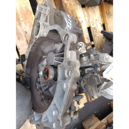 Boite de vitesses OPEL CORSA E Photo n°1