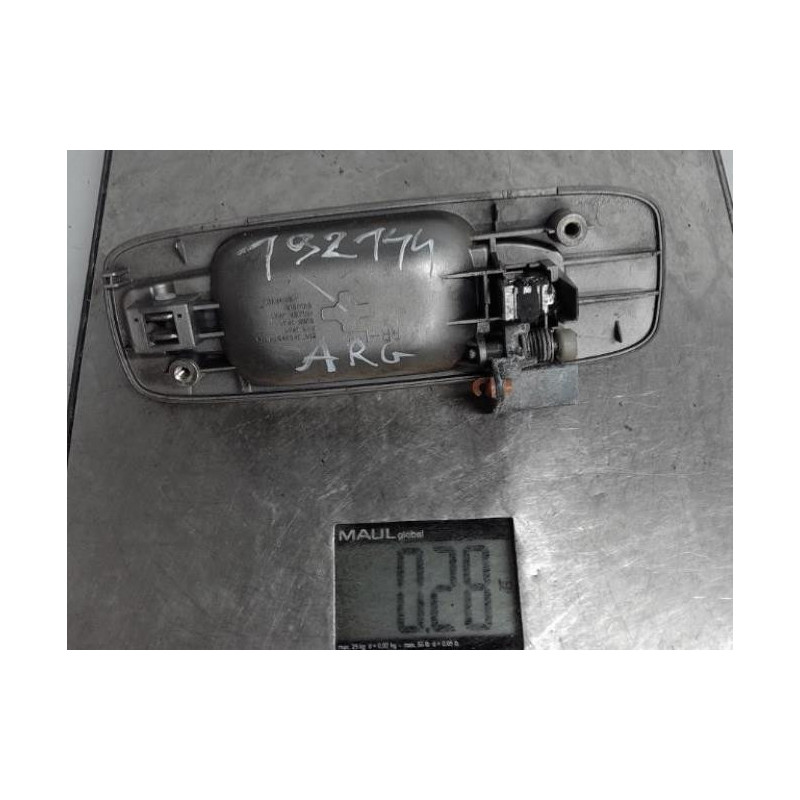 Poignee porte arriere gauche NISSAN X-TRAIL 1