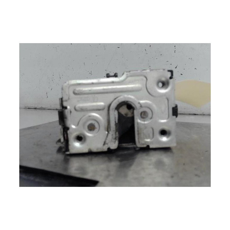 Serrure arriere droit DACIA LOGAN 1