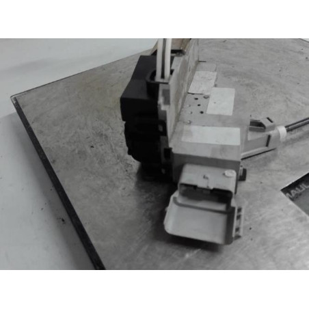 Serrure arriere droit PEUGEOT 407