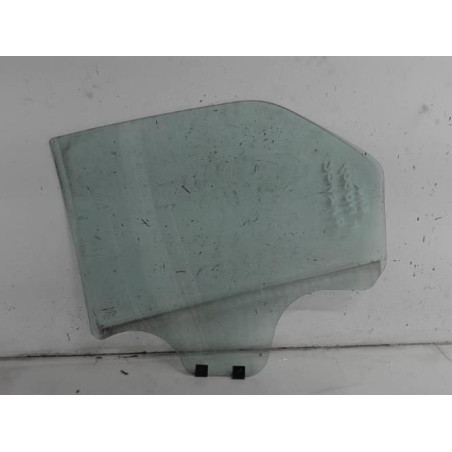Vitre arriere droit DACIA LOGAN 1 Photo n°1