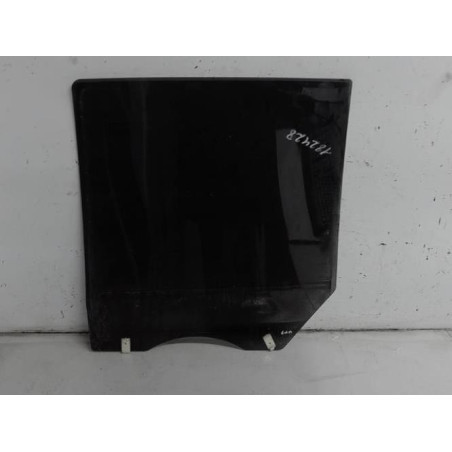 Vitre arriere droit HYUNDAI SANTA FE 1